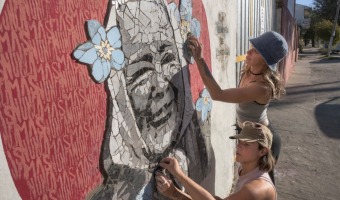 MURAL EN HOMENAJE A NORITA CORTI�AS A 50 A�OS DEL GOLPE DE ESTADO